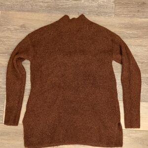 Old Navy Women's Brown Turtleneck Sweater